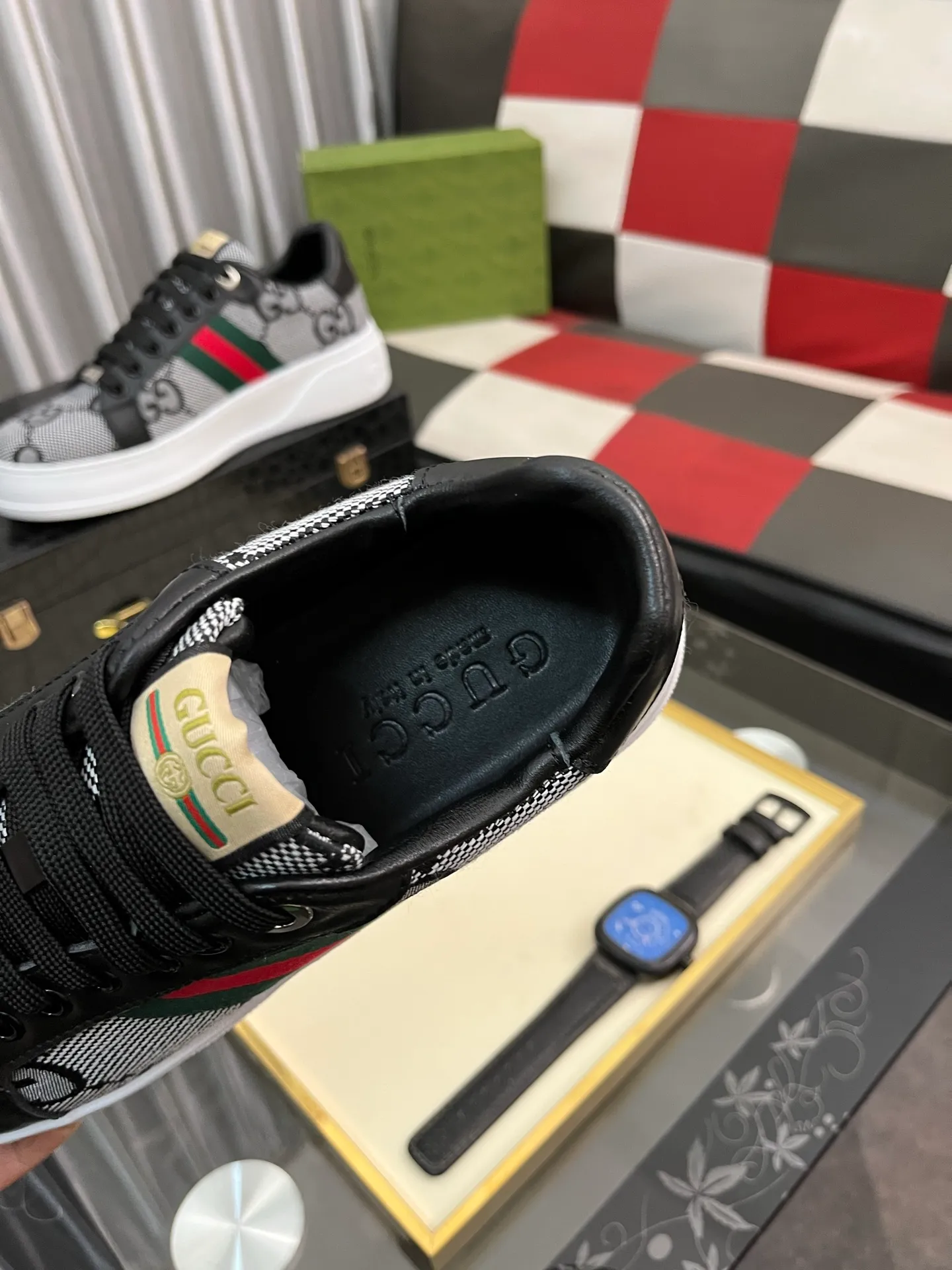 Men's Men's Shoes 💰420⌚️⌚️《Gucci*》The latest hot style casual shoes, top brand [seduce] luxury~purchase, top~quality. [Strong] The upper is made of imported breathable cowhide with material ➕ breathable sheepskin feet (•) and fine workmanship. The original stylish and stylish soft rubber wear-resistant outsole is light and comfortable on the foot. The real thing looks better when photographed in real life. 305: code: 38-44, 3️⃣ colors available